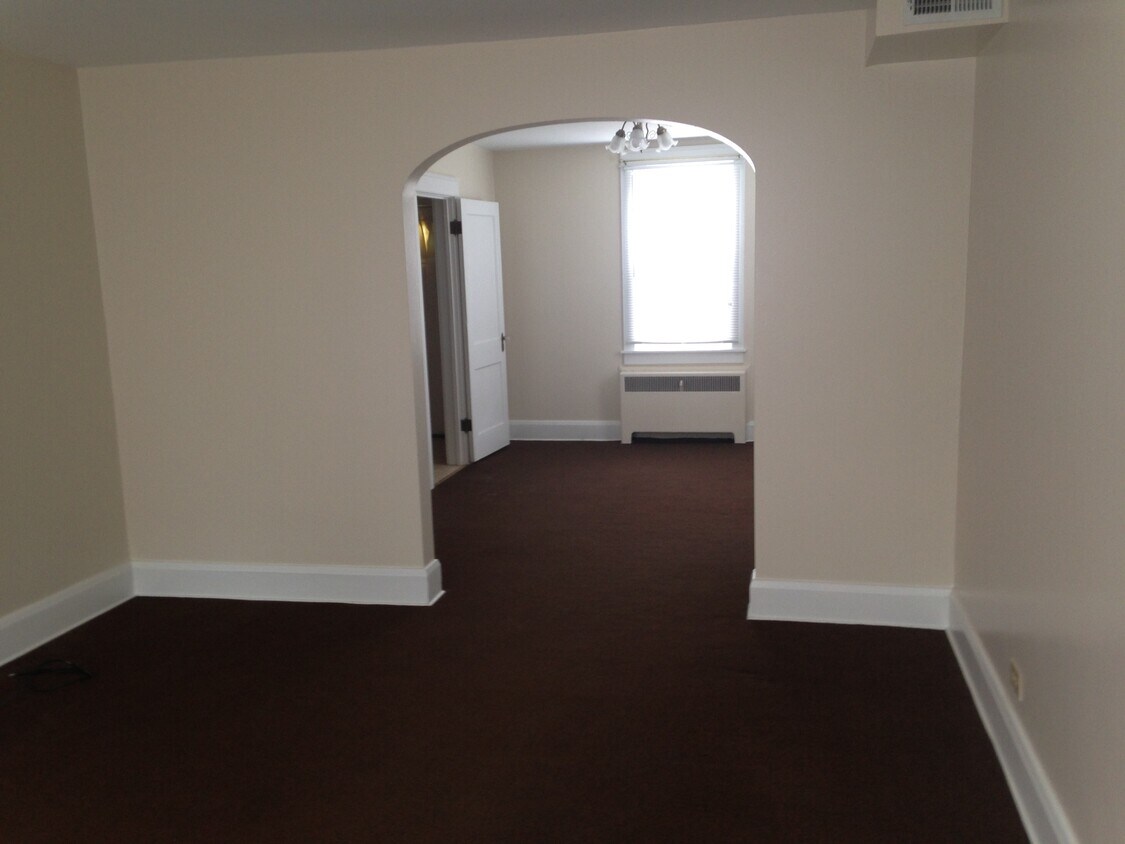 8 N Church St, Westminster, MD 21157 Townhome Rentals in Westminster