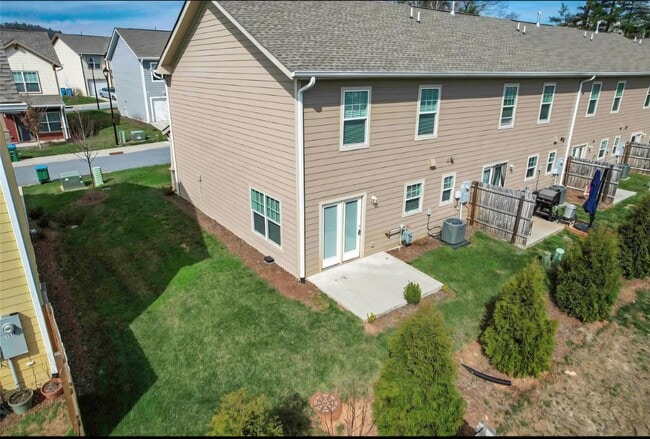 Building Photo - 1026 Baldwin Commons Dr