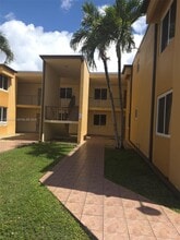 Building Photo - 8990 SW 24th St