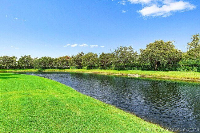 Foto del edificio - 6309 Graycliff Dr