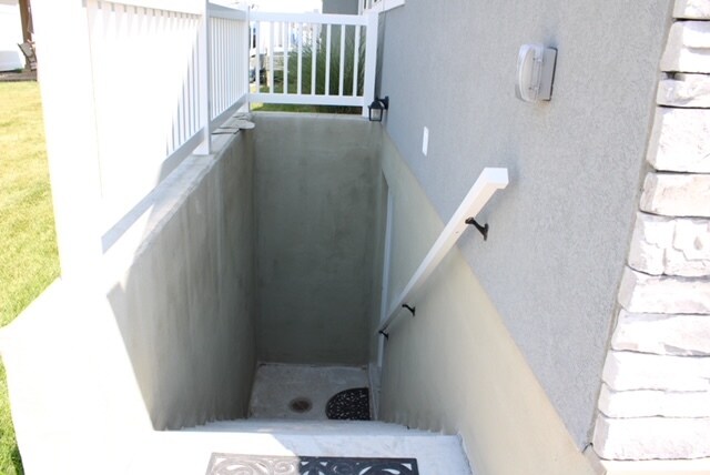 Basement Entry - 6584 W Valynn Dr