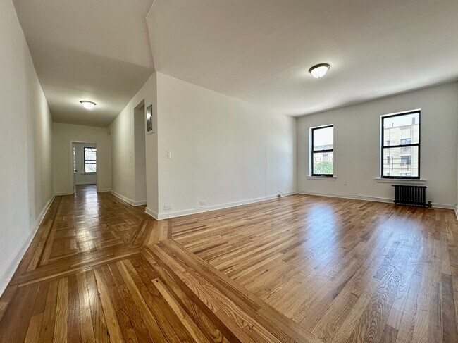 Foto del edificio - 590 Fort Washington Ave