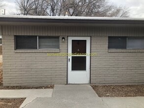 Building Photo - 710 N Orchard Ave Building Photo - 710 N Orchard Ave