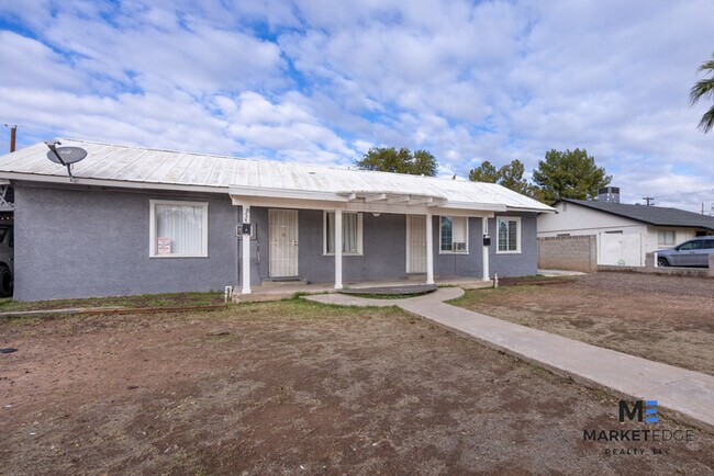 Building Photo - 1Bed/1Bath at Thomas/32nd! Move-In Ready!
