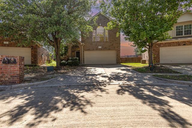 Foto principal - 11801 Cottontail Dr