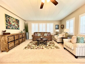 Building Photo - 39705 Manzanita Dr