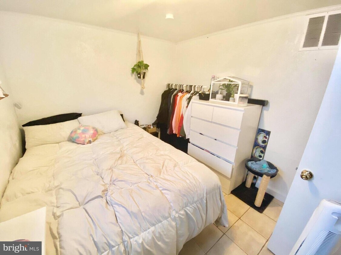 Foto principal - 520 N Garfield St