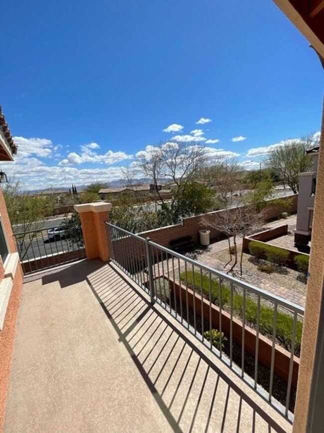 Foto del edificio - BEAUTIFUL 3 BEDROOM TOWNHOUSE IN MOUNTAINS...