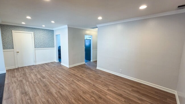 Building Photo - 9342 Colfair St