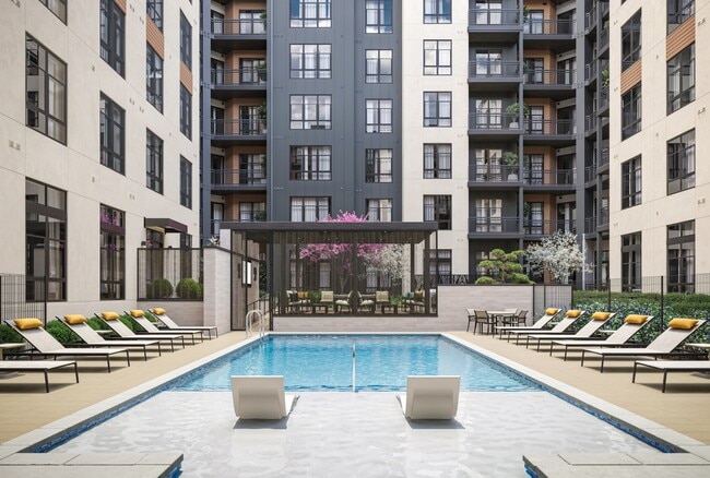 Building Photo - Aventon Moorefield