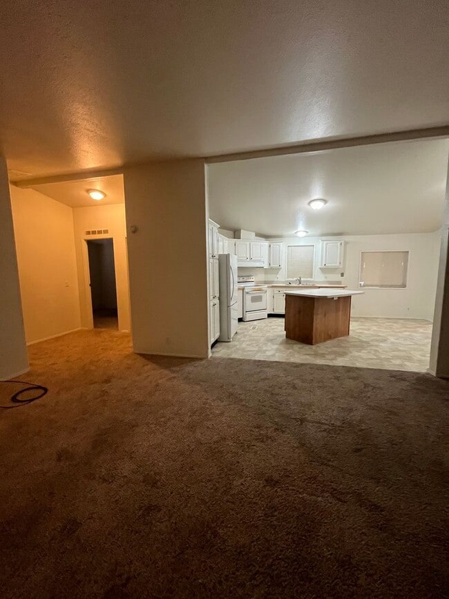 Foto del edificio - 3-Bedroom 2-Bathroom home in Thurston