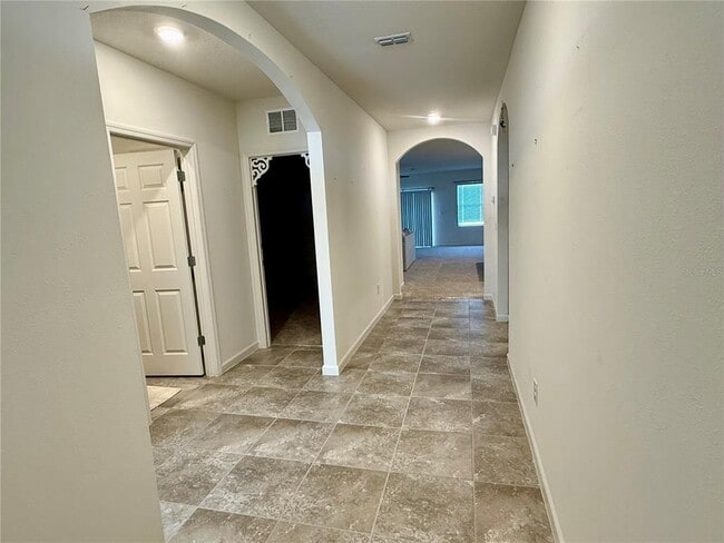 Foto del edificio - 135 Sorrento Dr