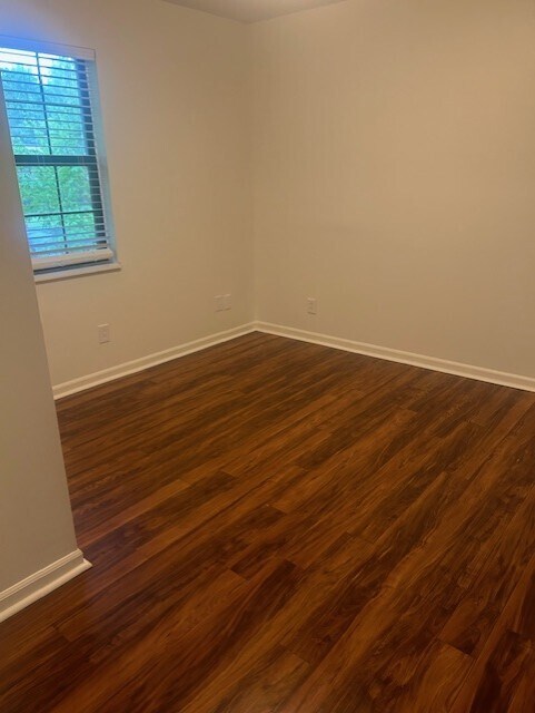 Foto del edificio - 2000 Countryhill Ln