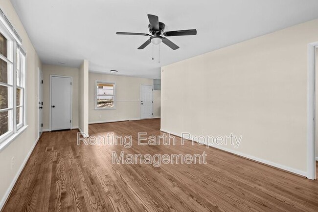 Foto del edificio - 405 18th Ave NW