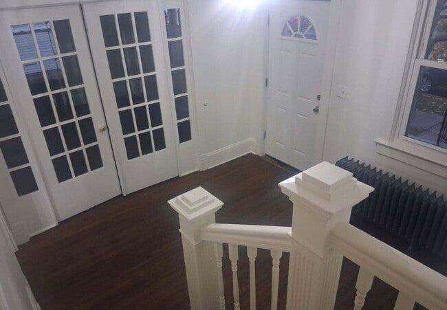 Foto del edificio - 247 N Main St