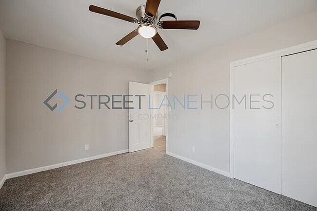 Foto del edificio - 2716 Walker St