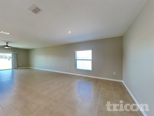 Building Photo - 288 Garnet Ave