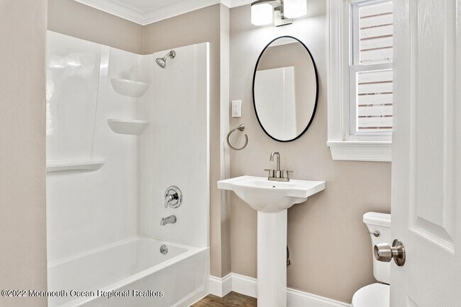 Foto del edificio - 907 Bond St