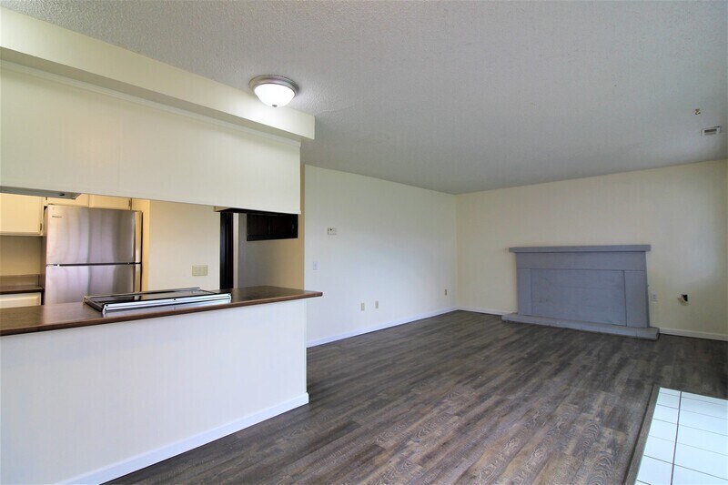 3 S Edison St Unit A, Kennewick, WA 99336 Condo for Rent in