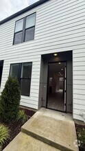 Building Photo - 7568 N Emerald Ave