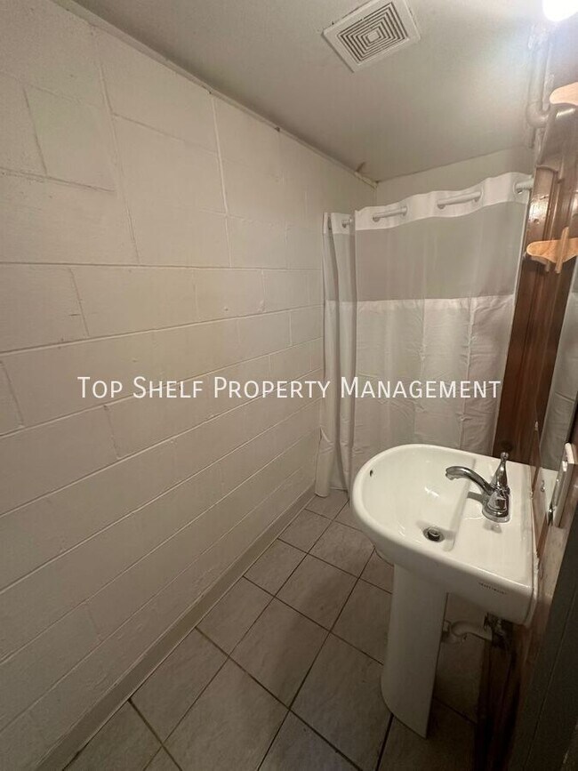 Foto del edificio - 2611 27th Pl