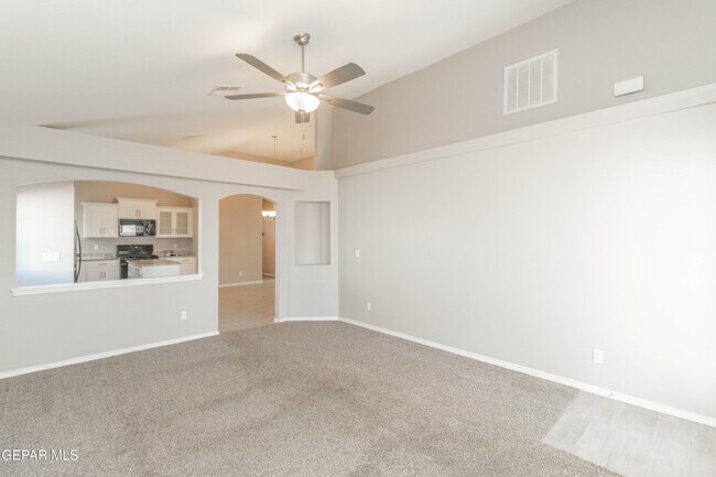 Foto del edificio - 5112 Joe Castillo St