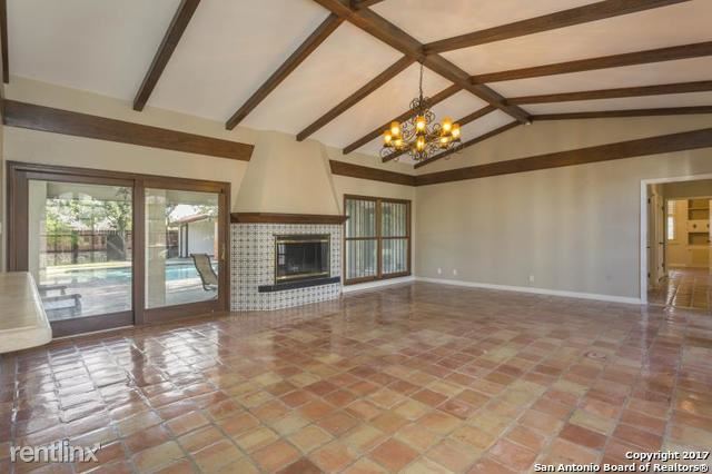 Building Photo - 301 Wickford Way