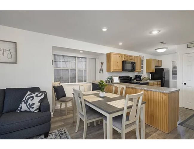 Foto del edificio - 38 Lantern Bay Ln