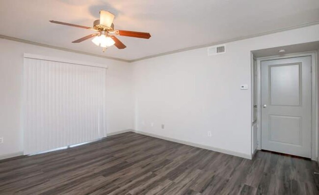 Foto del edificio - 1 bedroom in Kingwood TX 77339