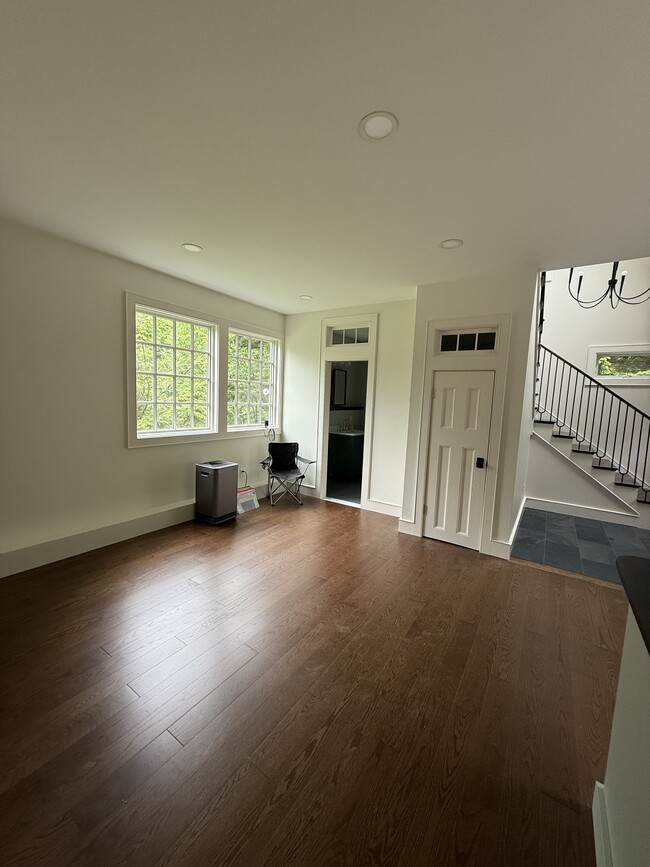Building Photo - 108 Lindsay Hill Rd