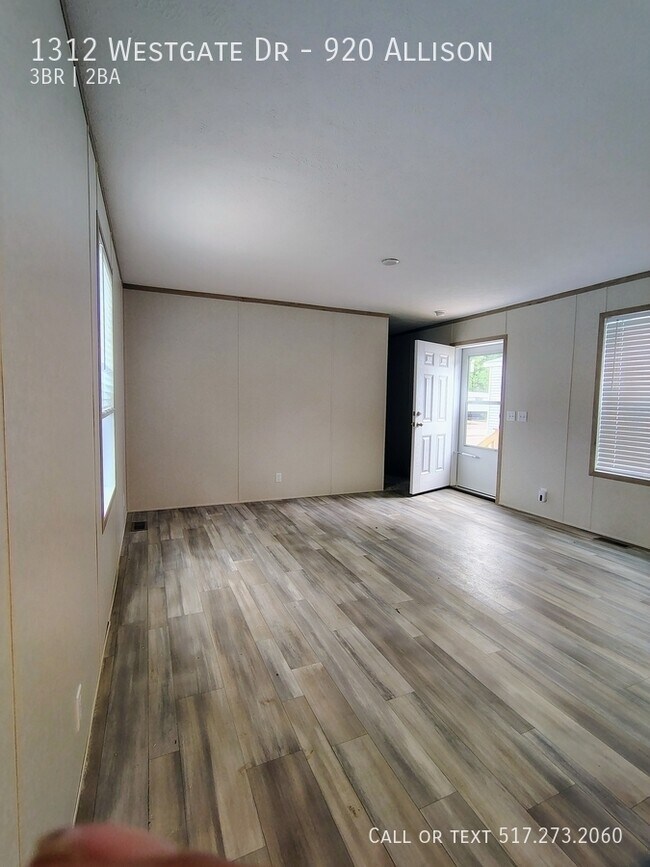 Foto del edificio - 1312 Westgate Dr