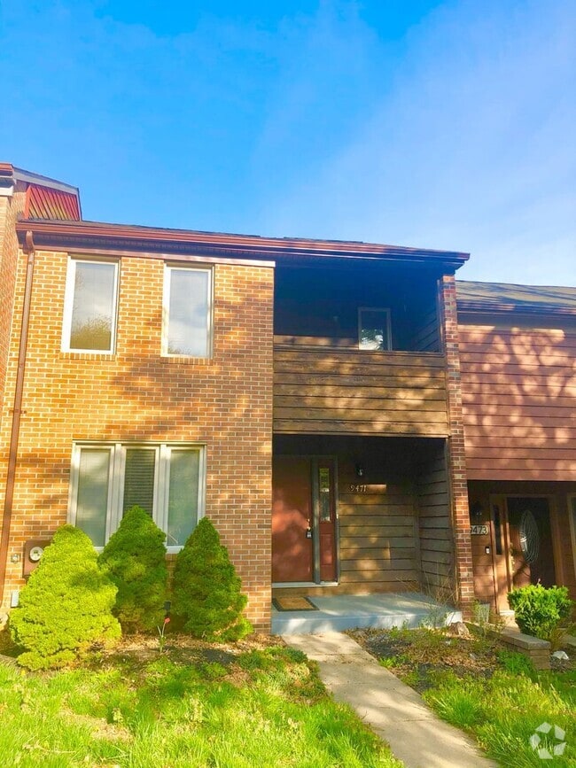 Building Photo - 9471 Clocktower Ln