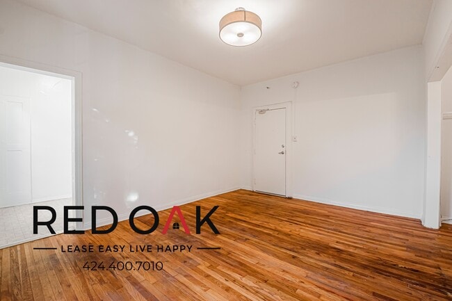 Building Photo - 836 Sanborn Ave