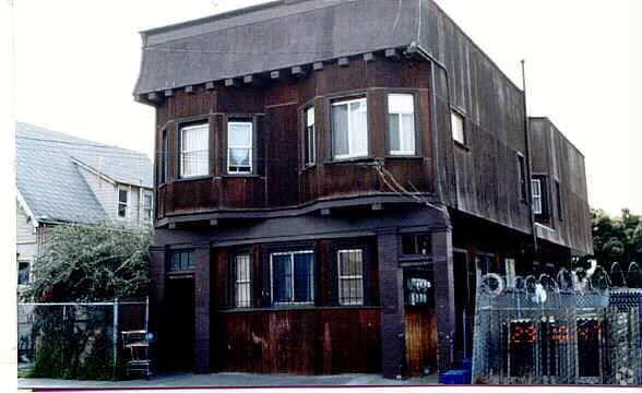 Primary Photo - 827-833 28th St