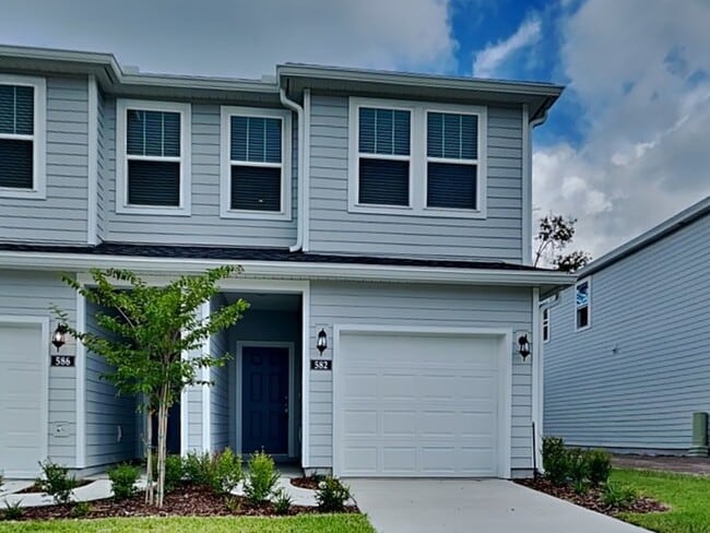 Building Photo - 582 Holly Lakes Dr