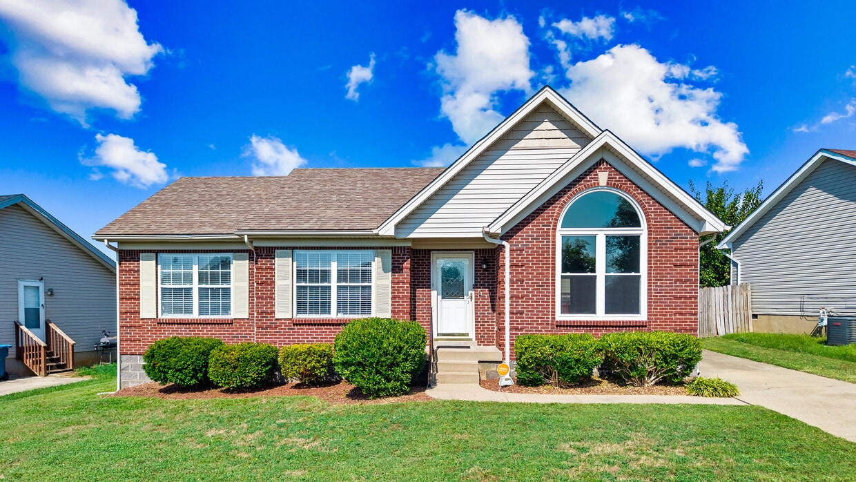Foto principal - 6907 Colrain Cir