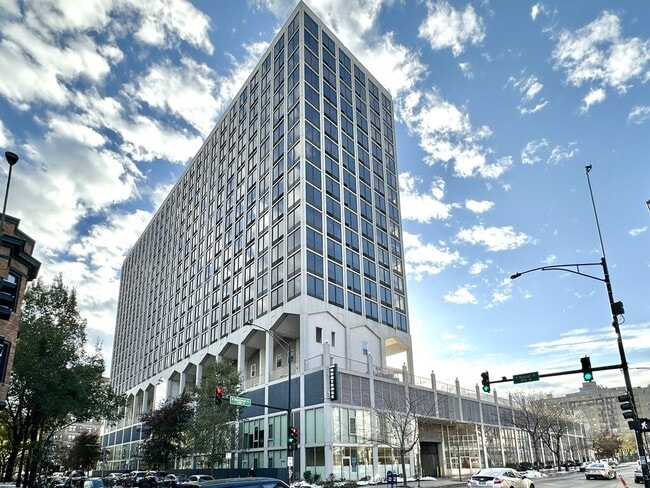 Building Photo - 4334 N Hazel St