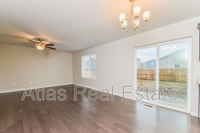 Building Photo - 10968 Clarion Dr