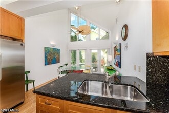 Building Photo - 883 Galleon Dr