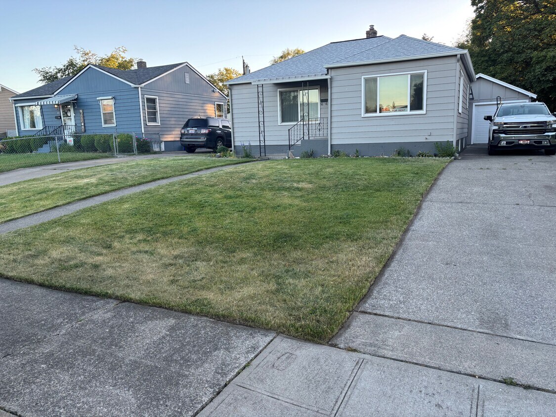Foto principal - 1823 N Nelson St