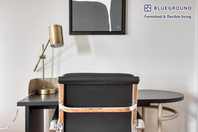 Foto del edificio - 632 Massachusetts Ave