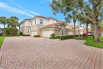 Building Photo - 10085 Valiant Ct
