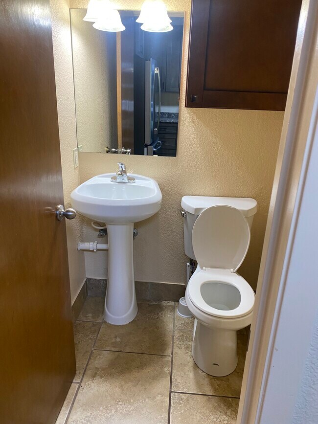 Foto del edificio - 1625 Aspen Dr