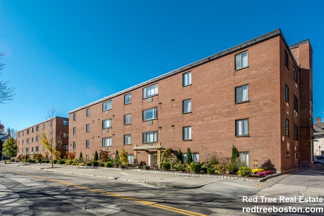 Building Photo - 222 Babcock St