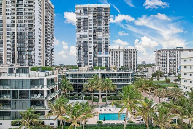 Building Photo - 2101 S Surf Rd
