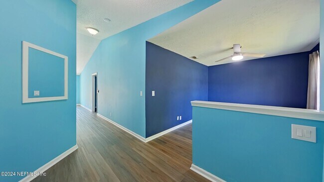 Building Photo - 2249 Luana Dr E
