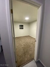 Building Photo - 1228 E 340th St