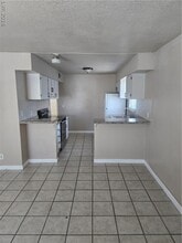 Building Photo - 33 Gold Bar Ct