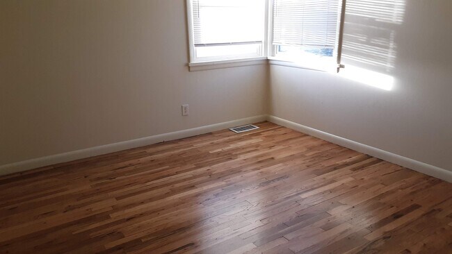 Foto del edificio - 23 E Euclid Ave