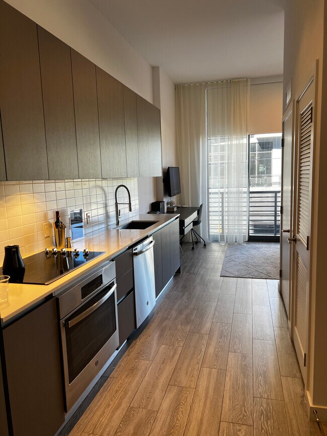 Foto del edificio - 370 NW 24th St